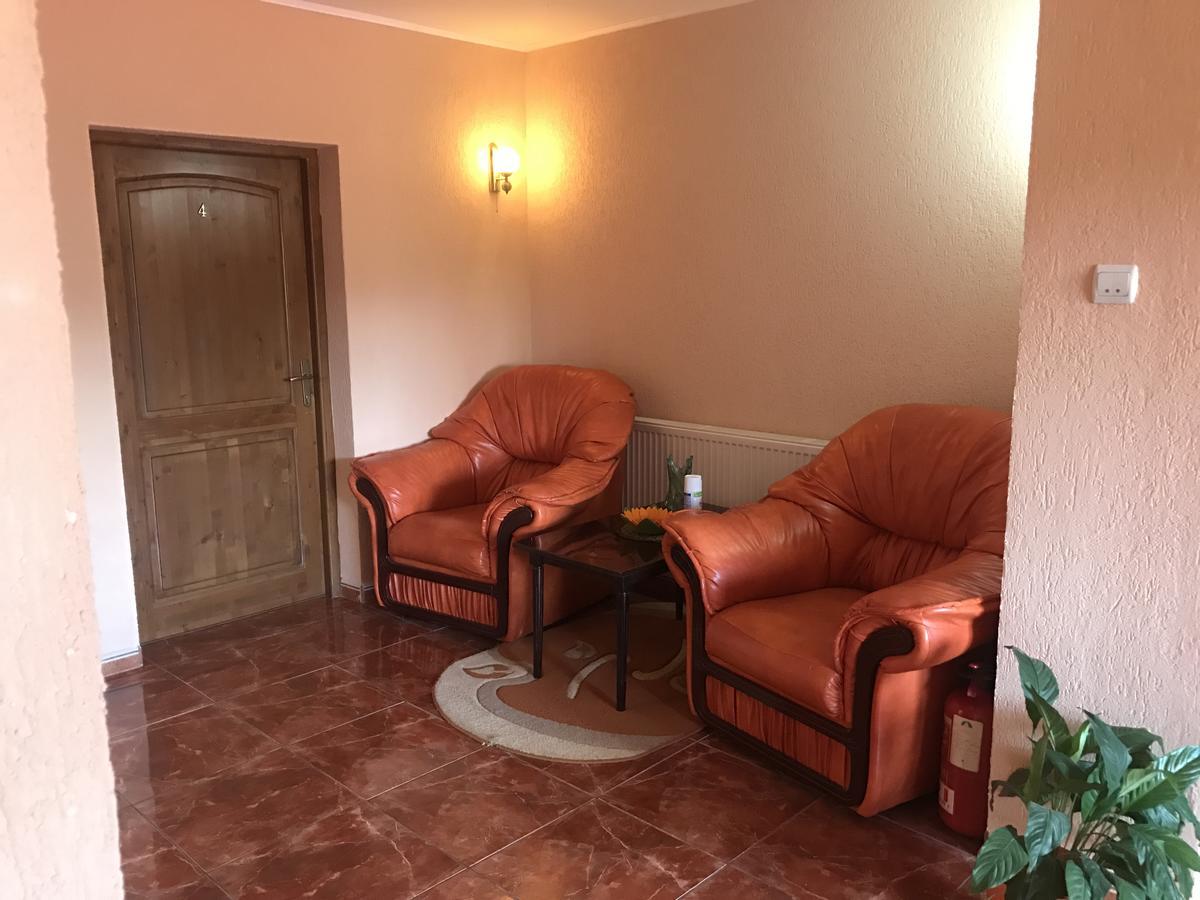 Vila La Izvor Petresti 외부 사진