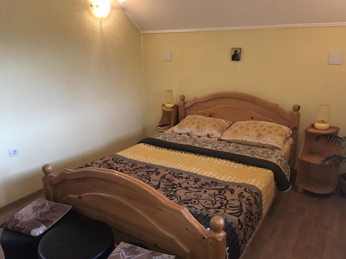 Vila La Izvor Petresti 외부 사진