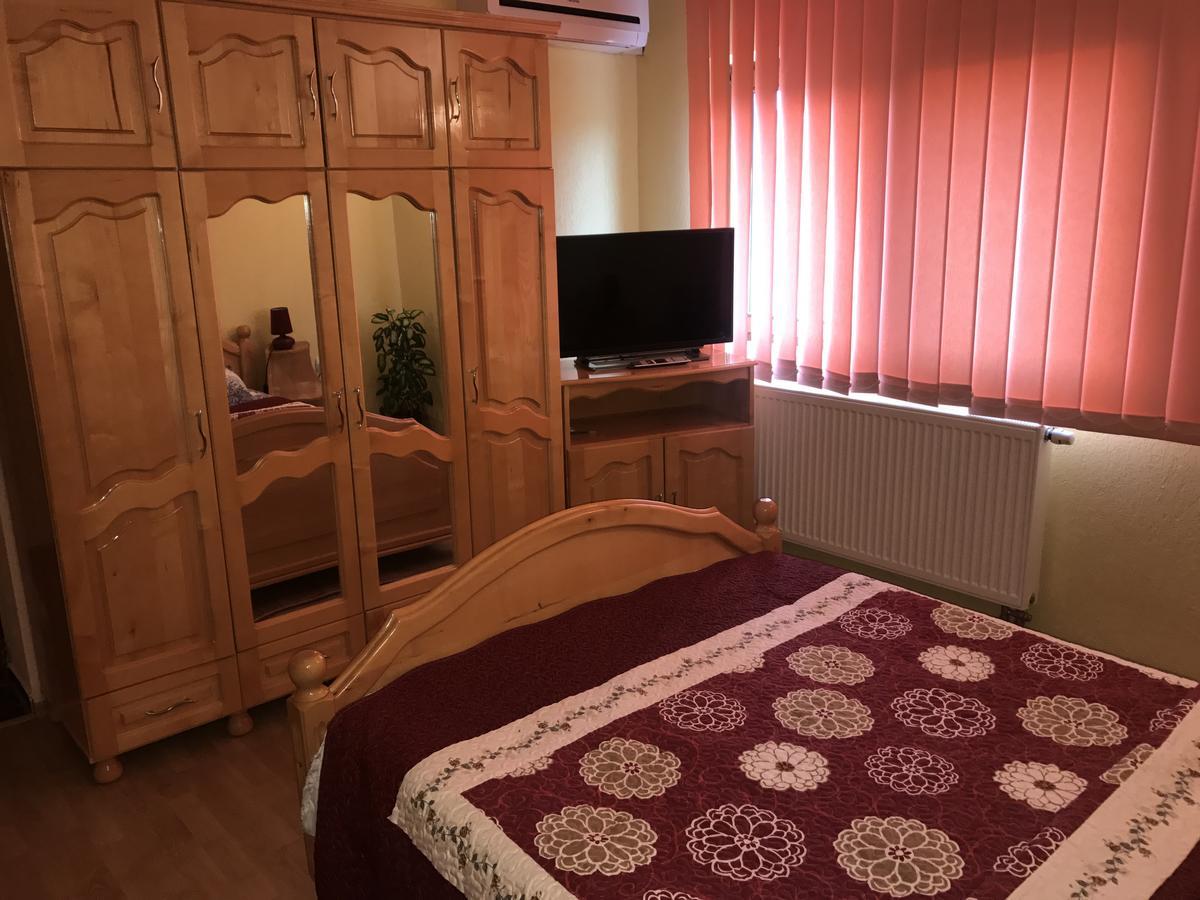Vila La Izvor Petresti 외부 사진